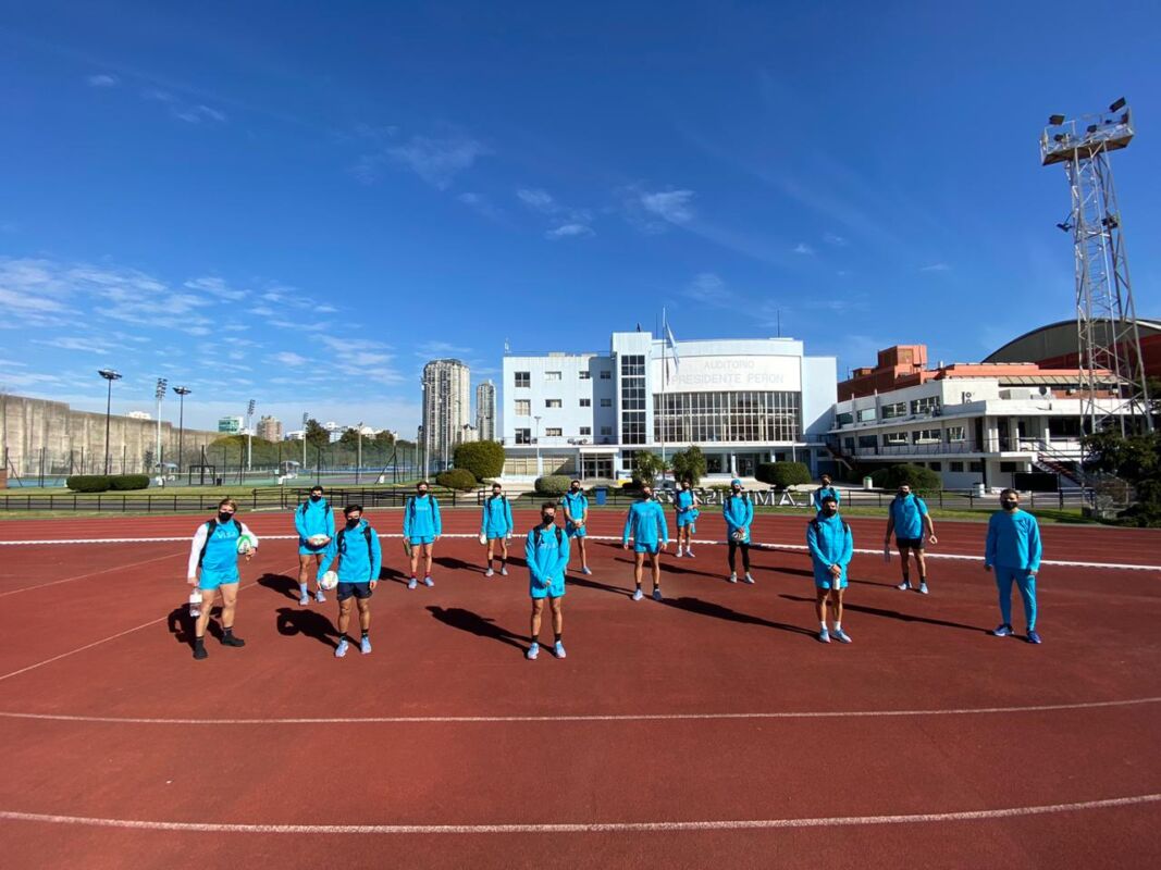 Los Pumas S Entrenaron En El Cenard Uar